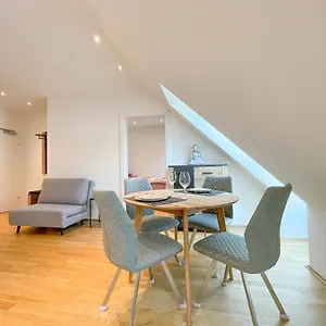  Apartment Pärchentraum Im Zentrum Von
