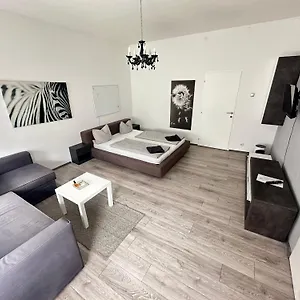 Apartmán Hauptbahnhof, Štýrský Hradec